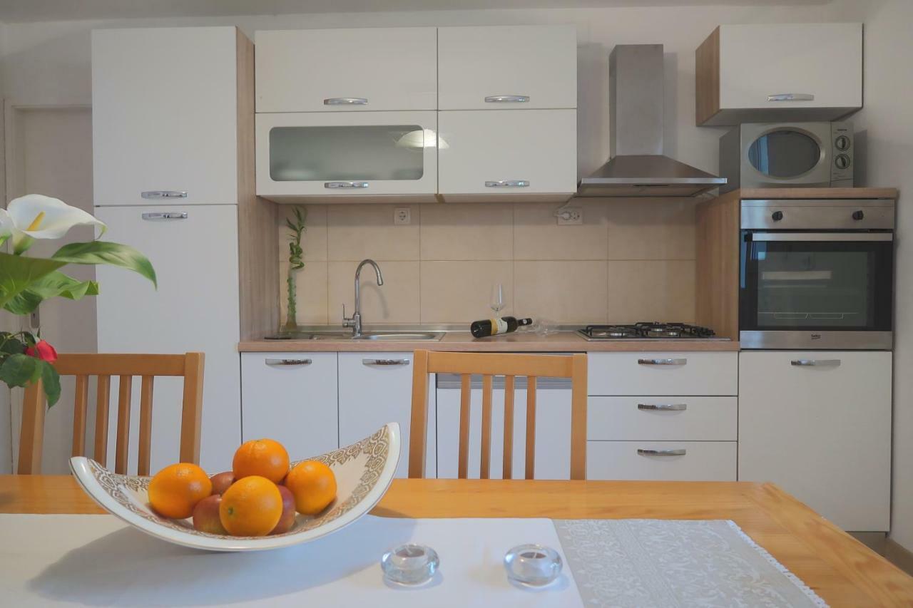 Studio Apartman Mia Stobreč Dış mekan fotoğraf